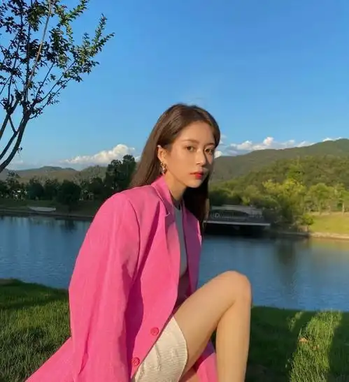 长相普通的女生,不要随便赶时髦学会高级搭配,穿出气质感