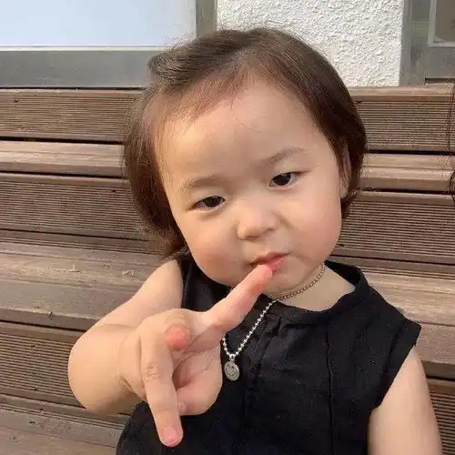 幽默笑话妈妈,别打,班主任送那小子去医院了,还没回来呢