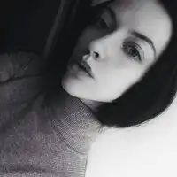 清新欧美女头高清银色头发微信头像图片大全