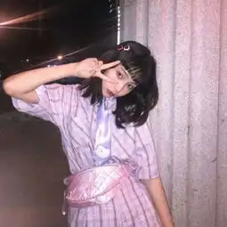紫色系清新好看的女生头像大全