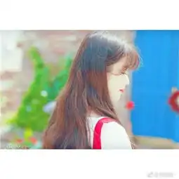 女生上下白边头像可爱小清新好看的女生上下白边头像