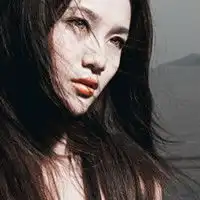 很靓的美女头像爱一个人的时候