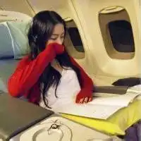 手控头像女拿烟带血微信头像图片大全