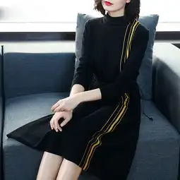45岁女人精致生活多穿裙子,多去舞蹈室,保持好身材也有好心情