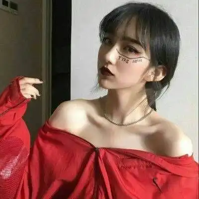 超拽微信网名女生霸气嚣张不犯法可爱点
