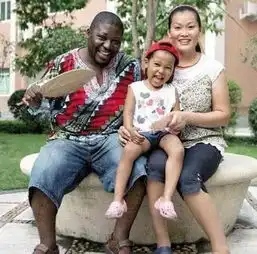 中国姑娘远嫁到非洲,不到一个月却喊着要回国,直言现在很后悔