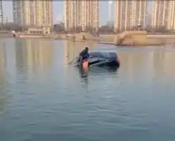滚动