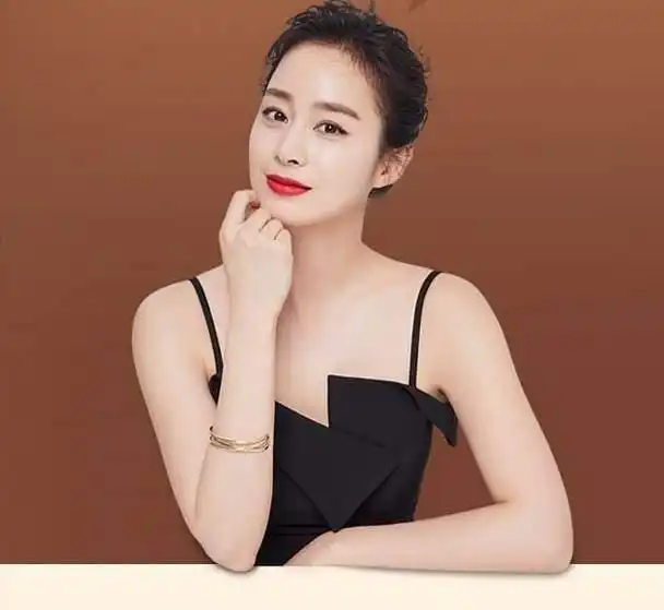 宋慧乔获得电视话题榜第一,全智贤紧追其后,女神们都好努力