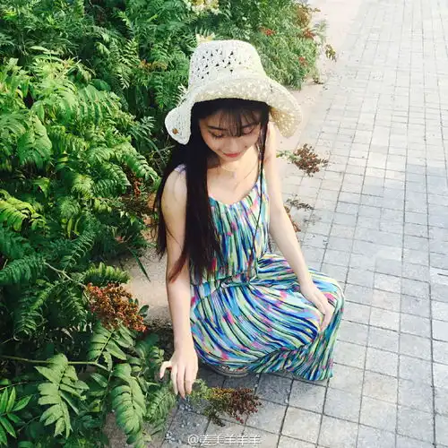 组图湖大女神晒冬季温暖写真释放优雅气质