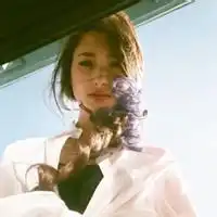 父亲牵着女儿的手意境图片微信头像图片大全