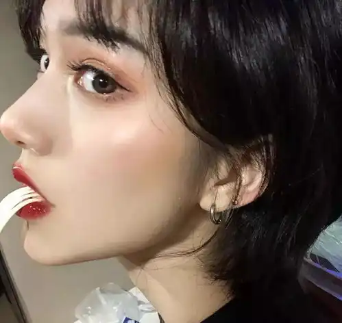 可爱少女头像女生失恋vs男生失恋,谁恢复的快