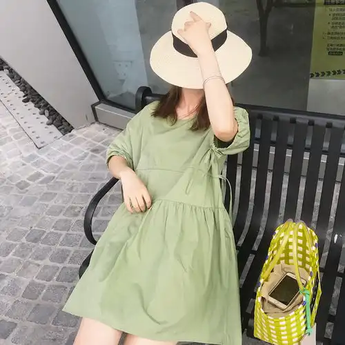 时尚感满满的裙装,遮肉显瘦,尽显青春气息