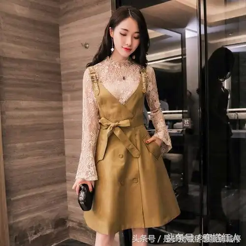 女性穿衣要优雅,这几款名缓气质连衣裙,凸显典雅端庄女人味