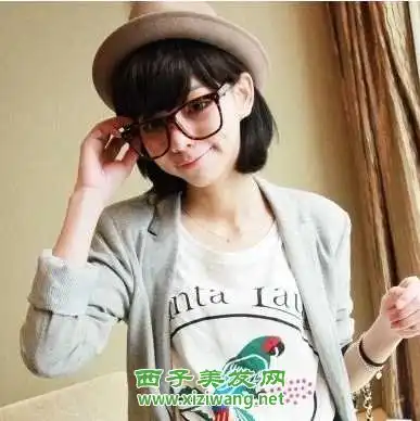 女生瓜子脸适合的发型图片7