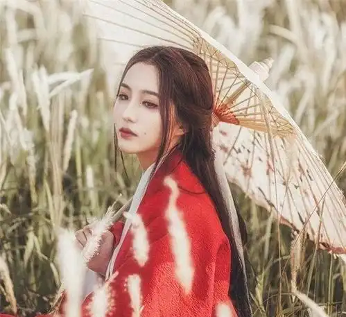 伞的四种用途,遮阳避雨是首要,但最后一点必须要注意