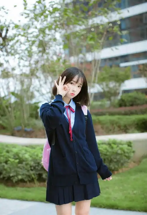 清纯迷人美女高清甜美图