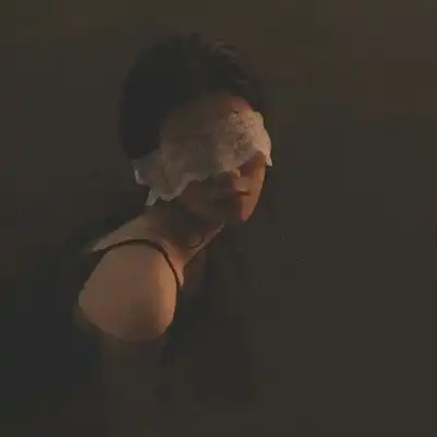40岁女人高贵典雅头像林扬生