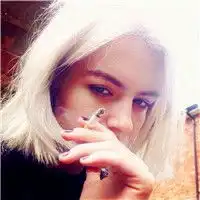 抽的是忧愁,抽的是寂寞欧美抽烟女生头像