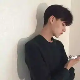 小清新男生发型,提高颜值就靠它了