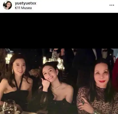 邱淑贞女儿与林世玲罕见同框,45岁林世玲颜值不输25岁沈月