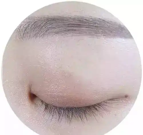 小姐姐们知道怎么画眉更自然吗