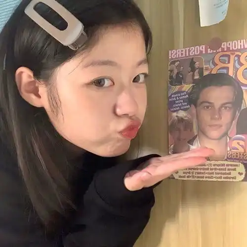 精选优质温柔小众好看的女生头像220