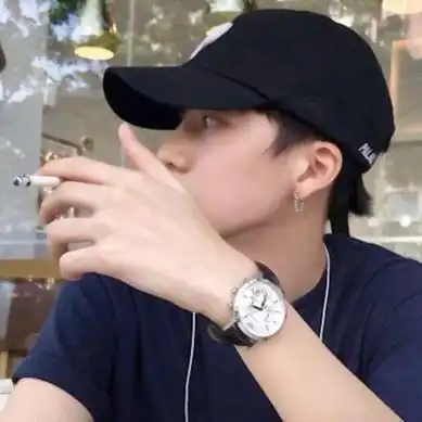 简单简约帅哥男生生活照