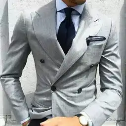 穿正装的男人才是世界上最毒的药