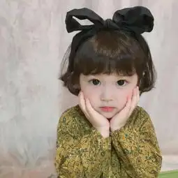 这小女孩叫什么名字