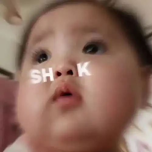 50张女生头像丨生活不易,猪猪叹气