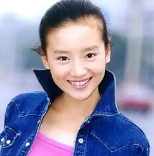 鹰潭谋女郎张慧雯造型特辑为戏恶补芭蕾