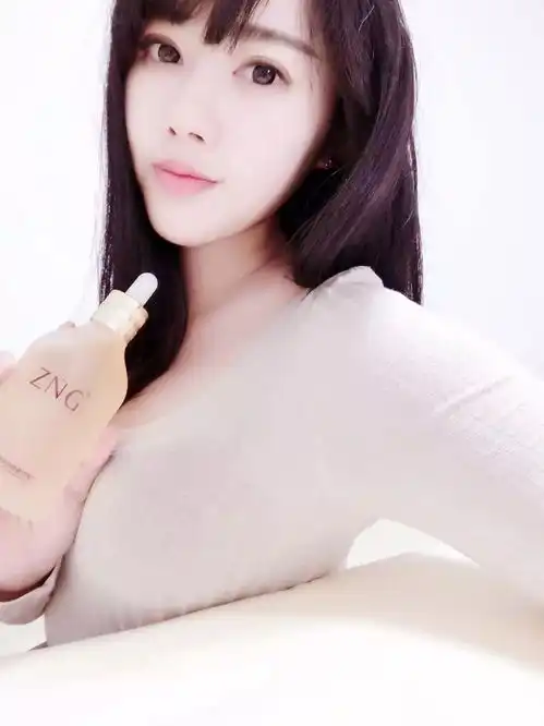 zng甄肌奇迹水引发网红自拍秀热潮组图2