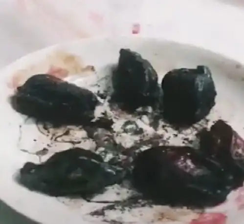 看我女朋友做出来的美食,道道菜都是特色