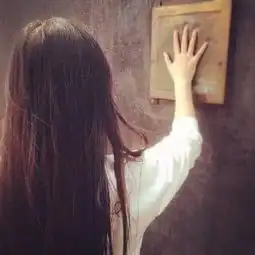 头像女生背影长发,唯美清新可爱,不带字的