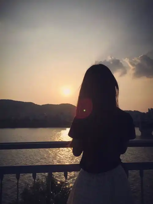 不打扰是我最后的温柔