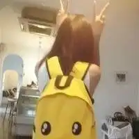 女孩背着书包背影头像微信头像图片大全