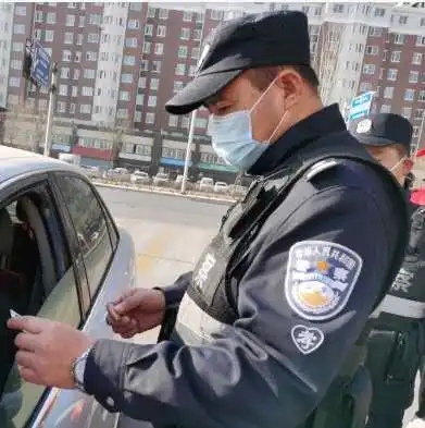 我身边的战疫模范推选活动周建宝