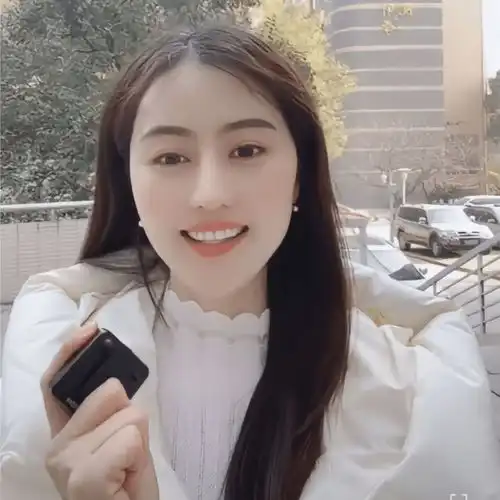 回顾女博士相宜农村女孩到大学老师,她是怎么一手好牌打稀烂的