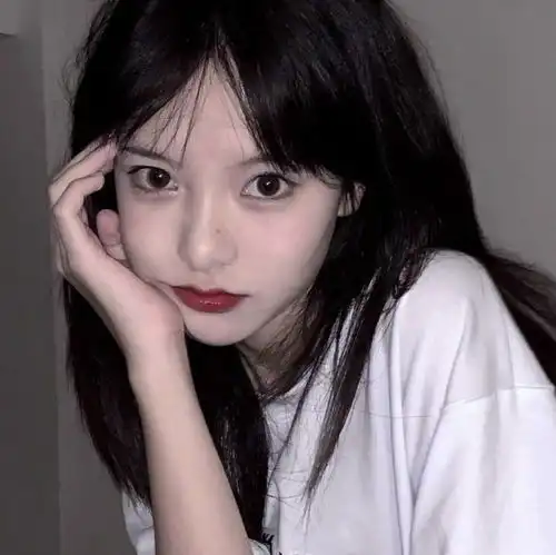 精选优质温柔小众好看的女生头像396