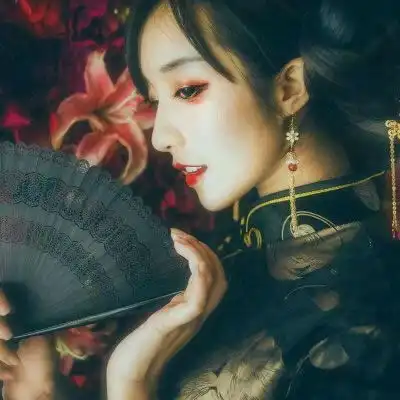 旗袍美女艺术照