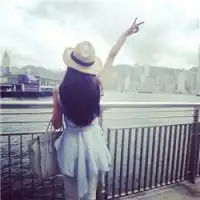 38张唯美的女生背影头像各种背影头2