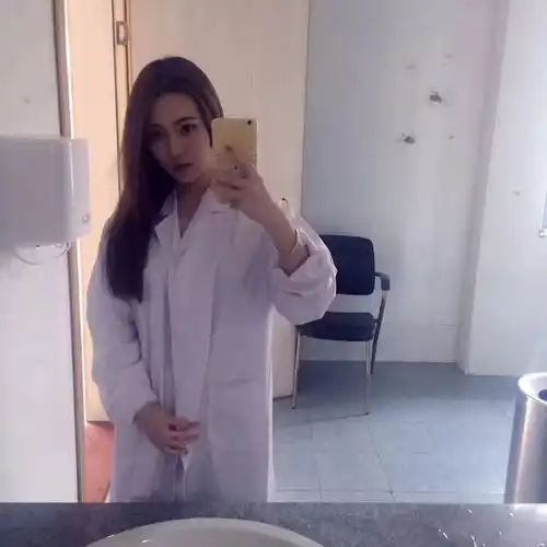 厦门大学美女博士,有颜有胸有腰还有才华