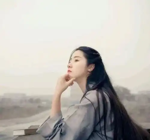 双子座全世界都在装深情,只有我在演花心