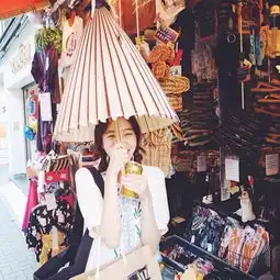 女友总像个孩子长不大,该怎么办
