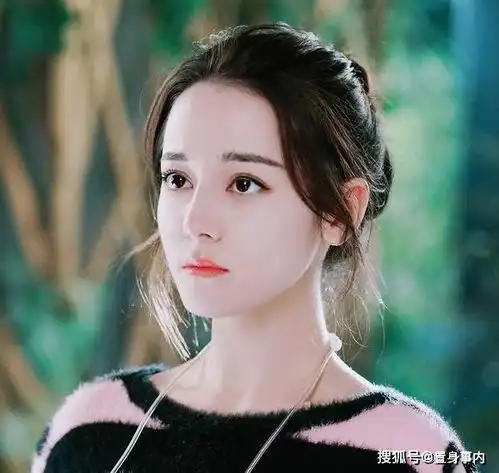 国内4位最美女艺人,赵丽颖上榜,她22岁便逆袭为第一名