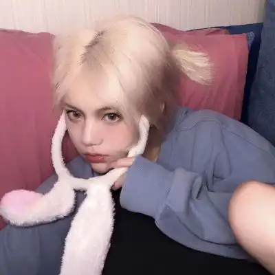 qq头像染发女生头像