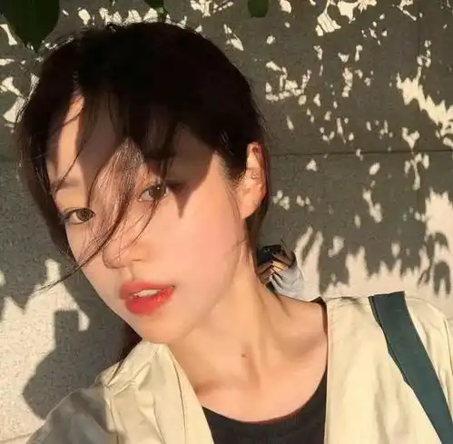 女生头像我们以后在一起,你负责宠我,我负责可爱