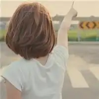 微信头像背影女简约微信头像图片大全