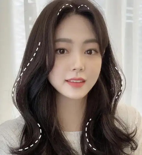女人年纪越大,头发就要越短30岁以上经常短发的女人,活该显老