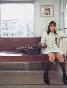 00后女生在青春期,想要个子高大长腿,最好别吃这3种零食
